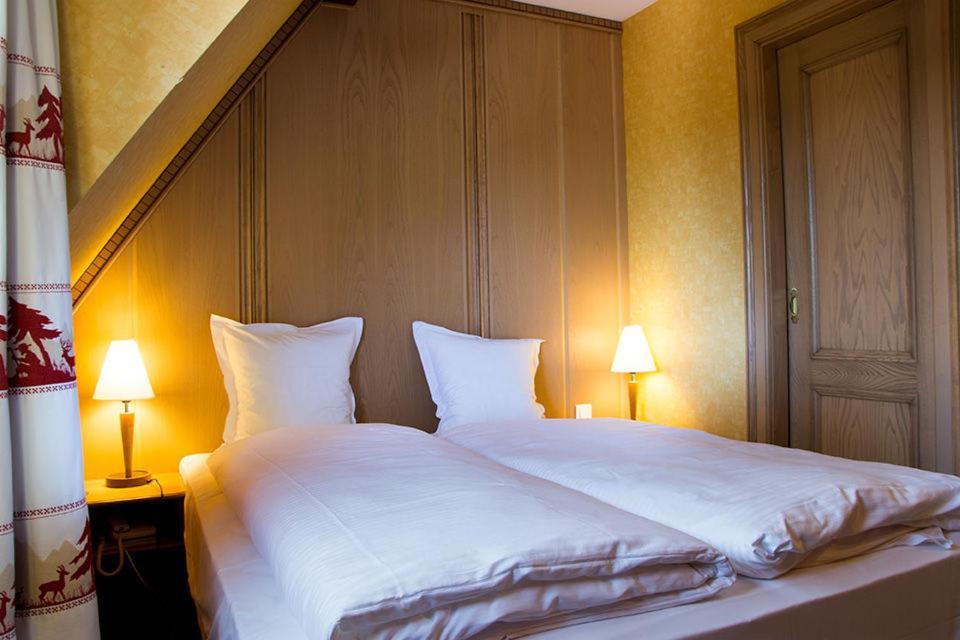 Hotel Spa Et Restaurant Au Chasseur ビルケンヴァルト エクステリア 写真