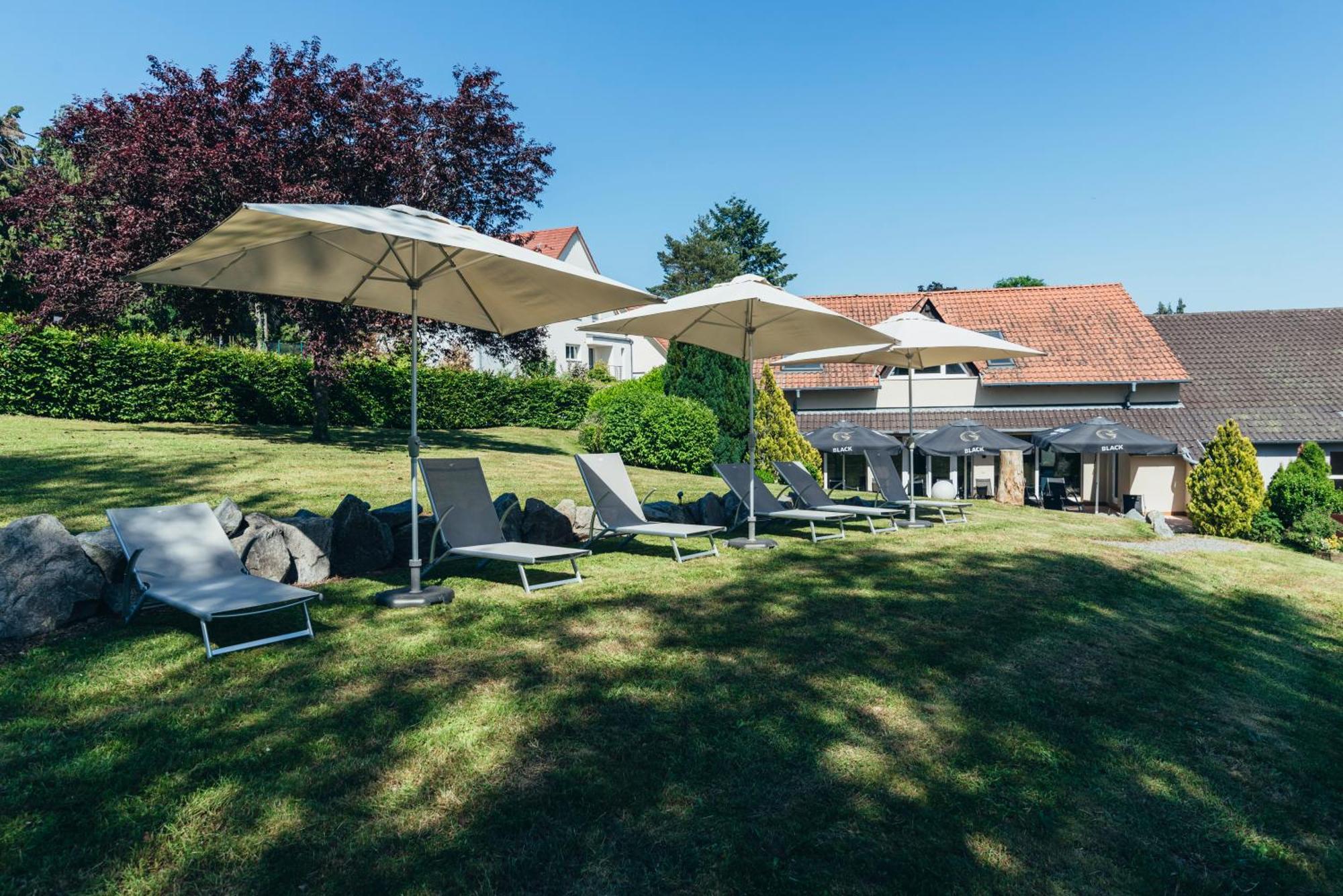 Hotel Spa Et Restaurant Au Chasseur ビルケンヴァルト エクステリア 写真