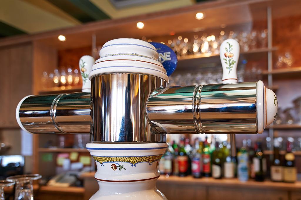 Hotel Spa Et Restaurant Au Chasseur ビルケンヴァルト エクステリア 写真