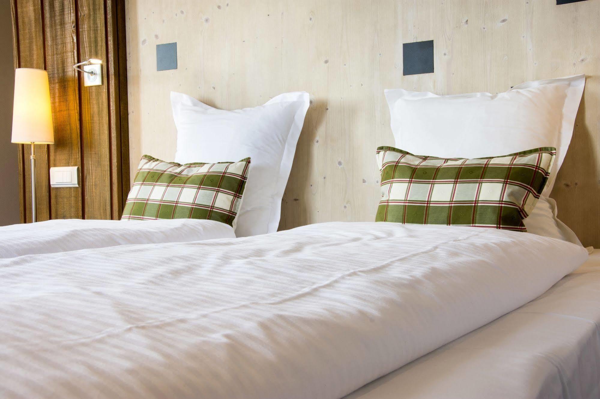 Hotel Spa Et Restaurant Au Chasseur ビルケンヴァルト エクステリア 写真